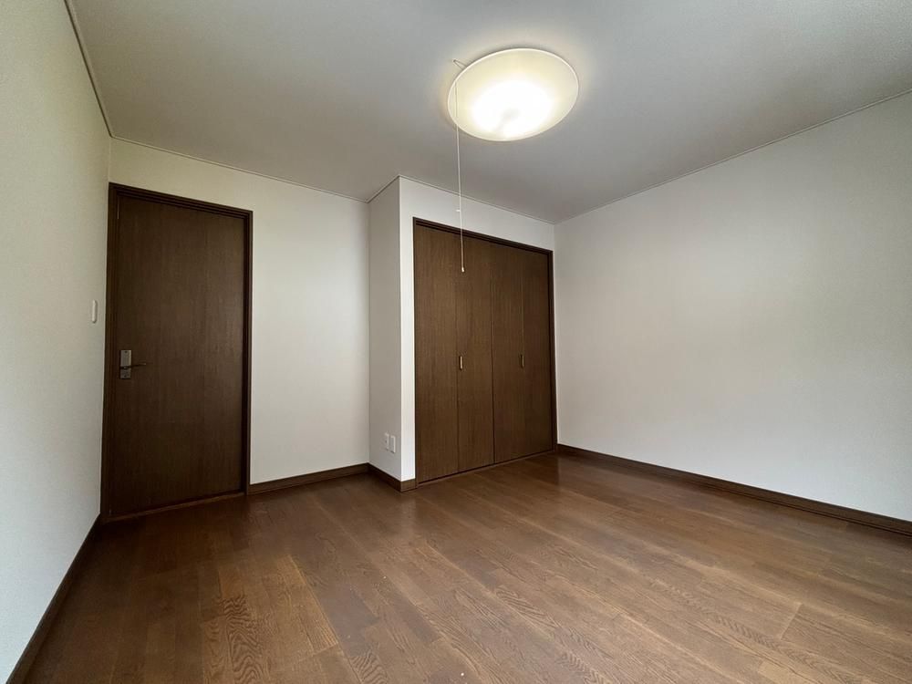 Renovated 4LDK House in Sapporo Teine Ward with Parking - Thumbnail 4