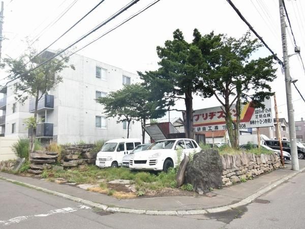 Land for Sale in Hassamu, Nishi-ku, Sapporo, 200.7 sqm - Thumbnail 3