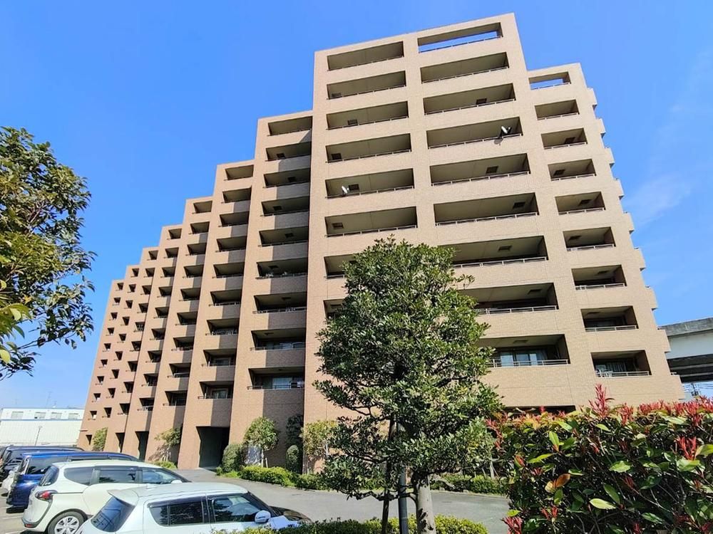3LDK Apartment for Sale in Yokohama Isogo Ward - Thumbnail 2