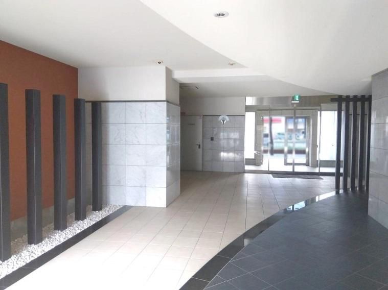 1LDK Apartment for Sale in Sakai-ku, Osaka - Thumbnail 3