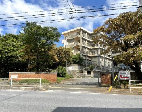 Modern 2LDK Apartment for Sale in Urasoe, Okinawa - Thumbnail 2
