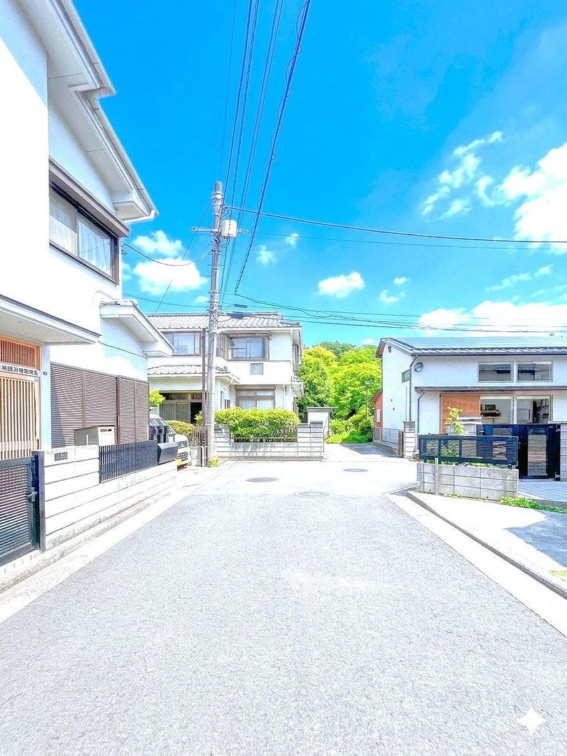 5LDK Fully Renovated House in Tsuzuki Ward, Yokohama - Thumbnail 2