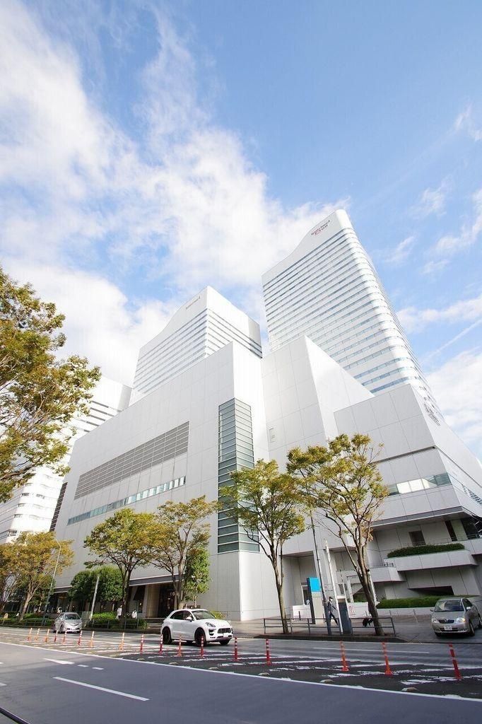 M.M. TOWERS the West 2LDK Condo in Minato Mirai, Yokohama - Thumbnail 3