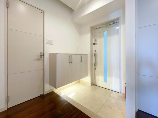 3LDK Ocean View Apartment for Sale in Ginowan, Okinawa - Thumbnail 3