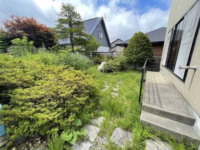 7LDK House for Sale in Higashiyama, Hakodate, Hokkaido - Thumbnail 3
