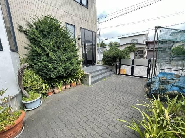 7LDK House for Sale in Higashiyama, Hakodate, Hokkaido - Thumbnail 2
