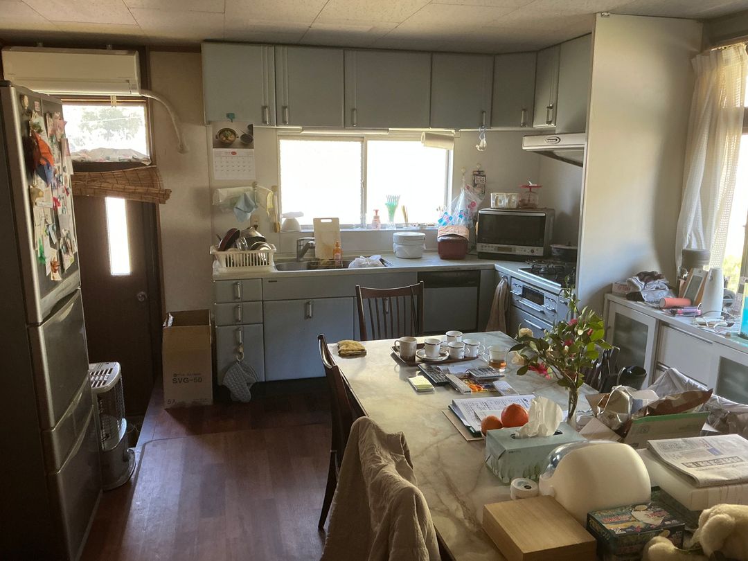 Spacious 2-Story Wooden House for Sale in Yamaguchi City - Thumbnail 4