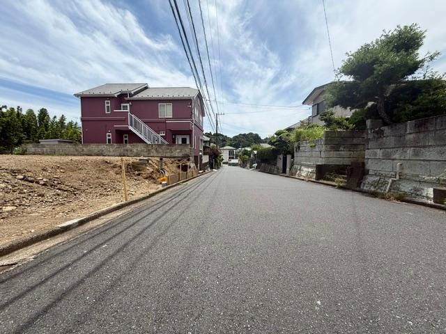 Land for Sale in Yokosuka - 249 sqm Plot near Oppama Station - Thumbnail 4