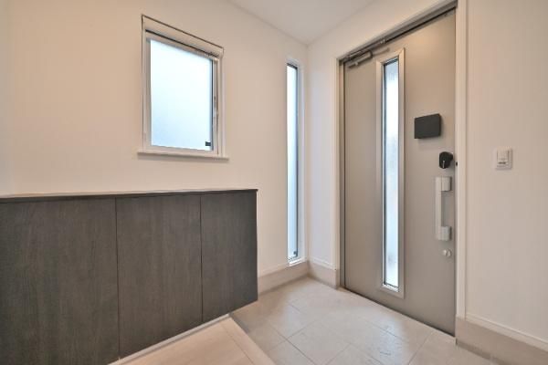 Modern 3LDK House with Study in Iwatsuki, Saitama - Thumbnail 3