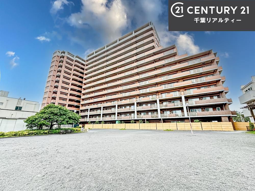 3LDK Apartment for Sale in Narashino, Chiba - 70.67m2 - Thumbnail 2