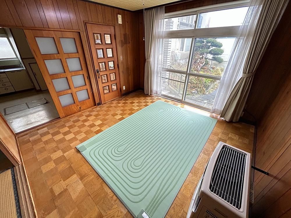 4LDK Detached House for Sale in Takikawa, Hokkaido - 2.8M Yen - Thumbnail 2