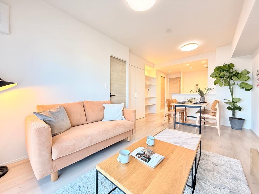 Renovated 3LDK Apartment for Sale in Kanagawa Ward, Yokohama - Thumbnail 4