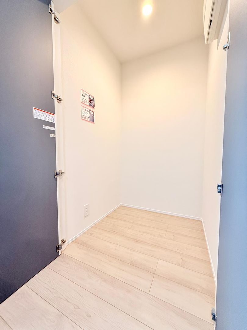 Renovated 3LDK Apartment for Sale in Kanagawa Ward, Yokohama - Thumbnail 3