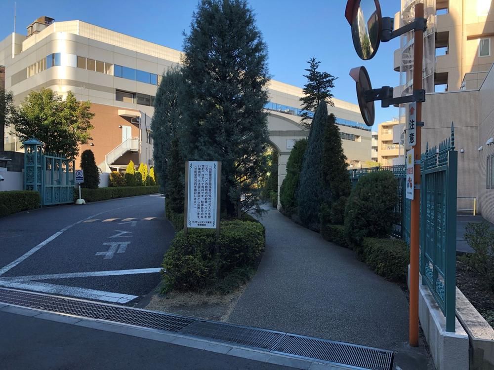 4LDK Apartment for Sale in Koto City, Tokyo - 90.01m2 - Thumbnail 2