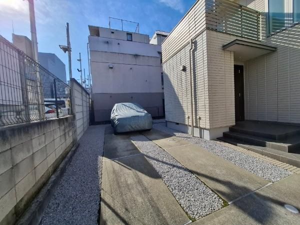2LDK Custom-Built Home for Sale in Kichijoji, Musashino - Thumbnail 2