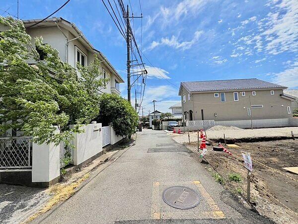 Land for Sale in Mitsuzawa Kamicho, Yokohama - 100.21-103.71 sqm - Thumbnail 2