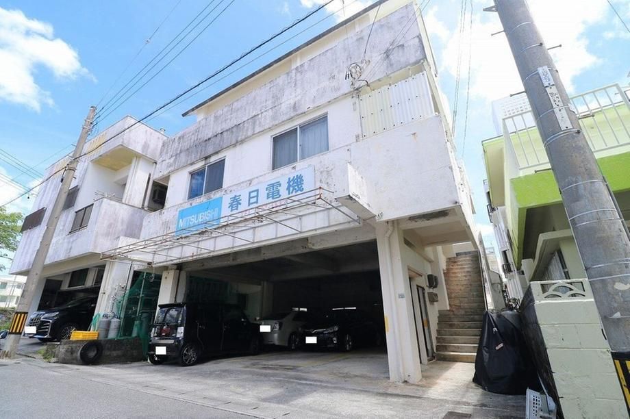 3-Story RC House for Sale in Minatogawa, Urasoe, Okinawa - Thumbnail 4