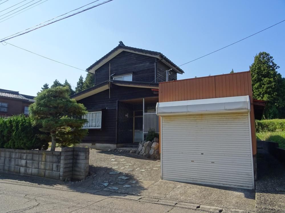 8DK House on 746sqm Land in Joetsu, Niigata - Thumbnail 2
