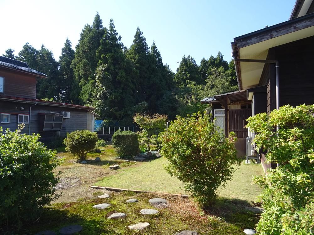 8DK House on 746sqm Land in Joetsu, Niigata - Thumbnail 3