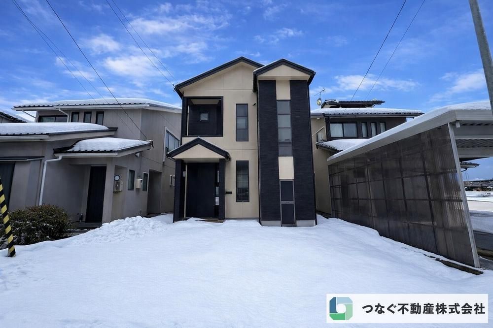 Renovated 4LDK House with Guarantees in Kanazawa, Ishikawa - Image 1