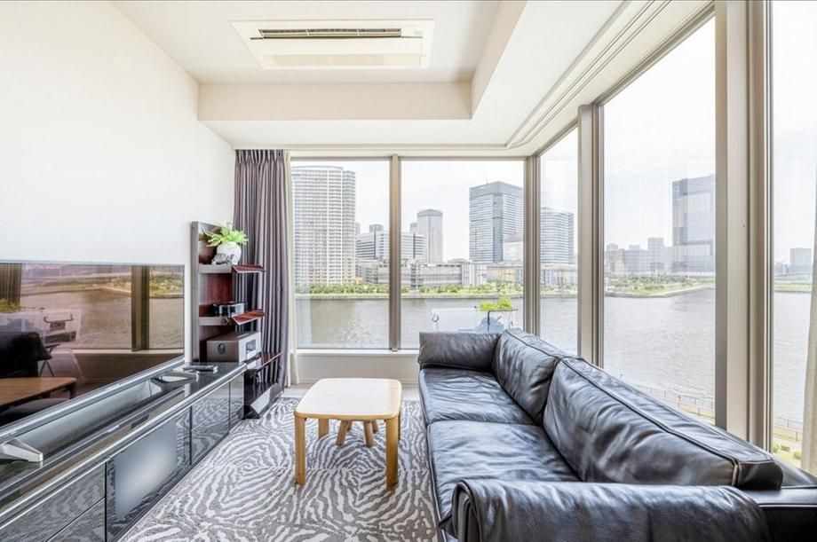 3LDK Apartment for Sale in Harumi, Chuo-ku, Tokyo - 82.85m² - Thumbnail 4