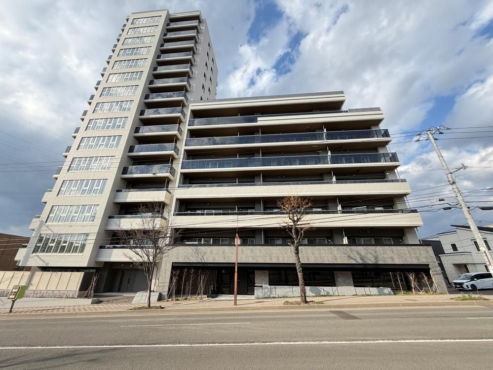 3LDK Apartment for Sale in Toyohira-ku, Sapporo - Thumbnail 3