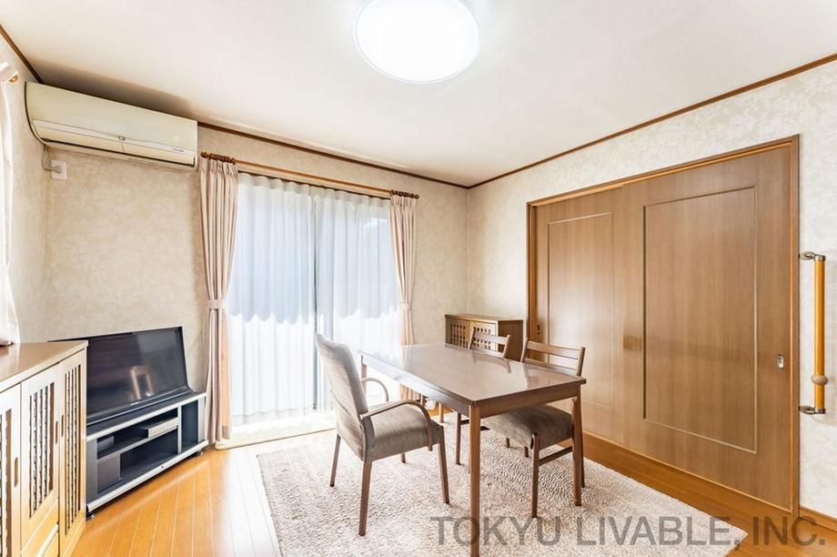 4LDK Detached House for Sale near Kotesashi Station, Tokorozawa - Thumbnail 2
