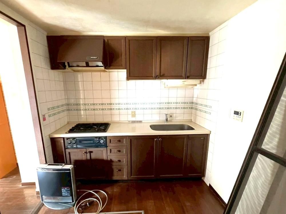 2LDK Apartment for Sale in Inage, Chiba City - 90.66 sqm - Thumbnail 3