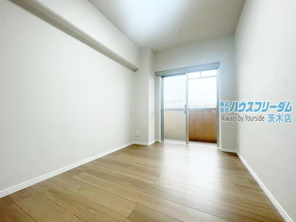 Renovated 3LDK Apartment in Suita, Osaka - 70.77m2 - Thumbnail 4