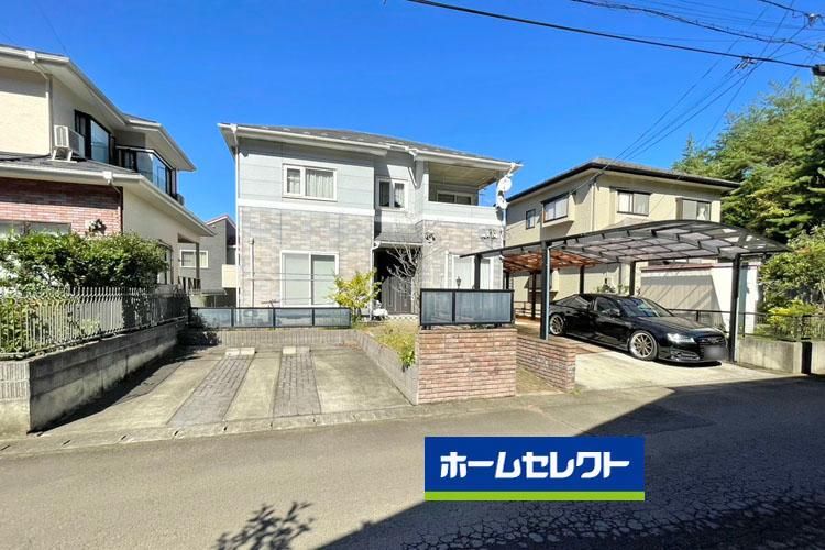 Spacious 4LDK House in Sendai with Land for 5 Cars & Full Renovation - Thumbnail 2