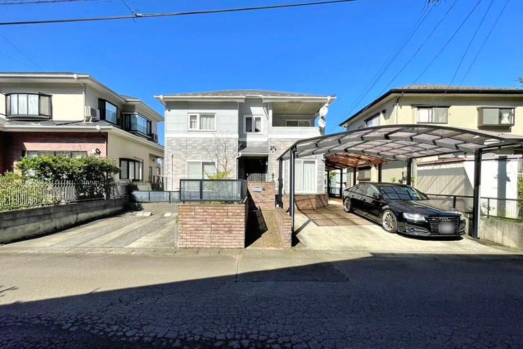 Spacious 4LDK House in Sendai with Land for 5 Cars & Full Renovation - Thumbnail 3