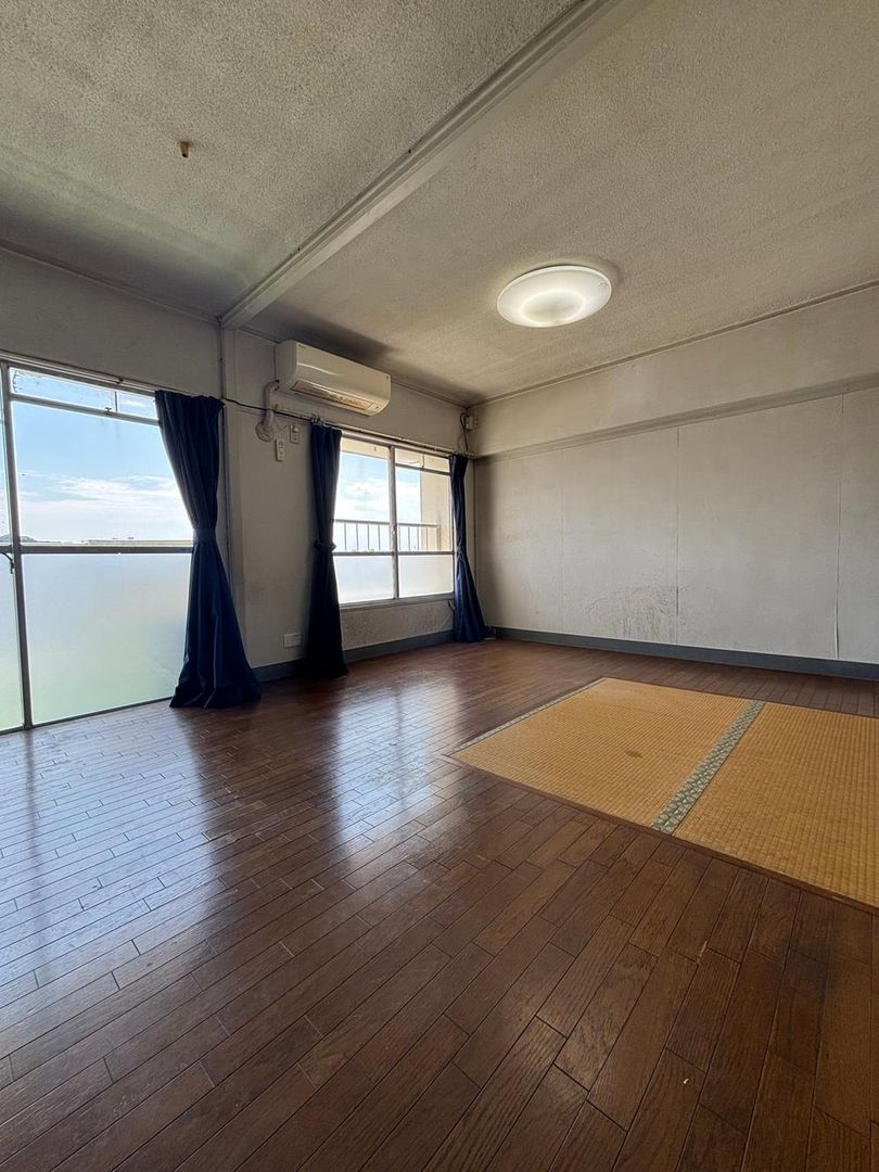 2DK Apartment in Yokohama Isogo for Sale - 51.31m2 - Thumbnail 3