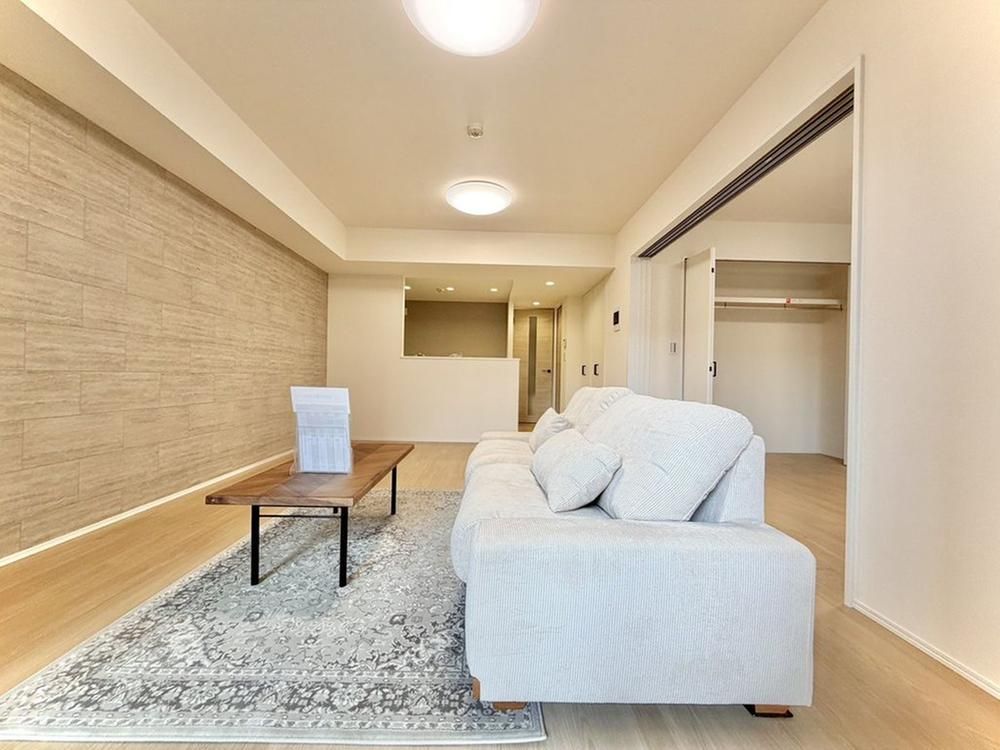 3LDK 72.66m2 Apartment for Sale in Takatsu, Kawasaki - Thumbnail 2