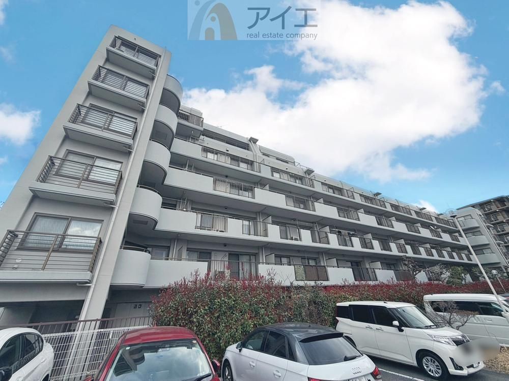 3LDK Apartment for Sale in Kashiwa, Chiba - 64.91m² - Thumbnail 3