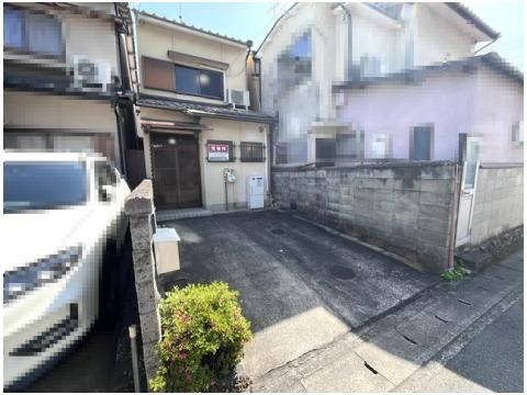 4LDK Wooden House for Sale in Ukyo-ku, Kyoto near Uzumasa Station - Thumbnail 3