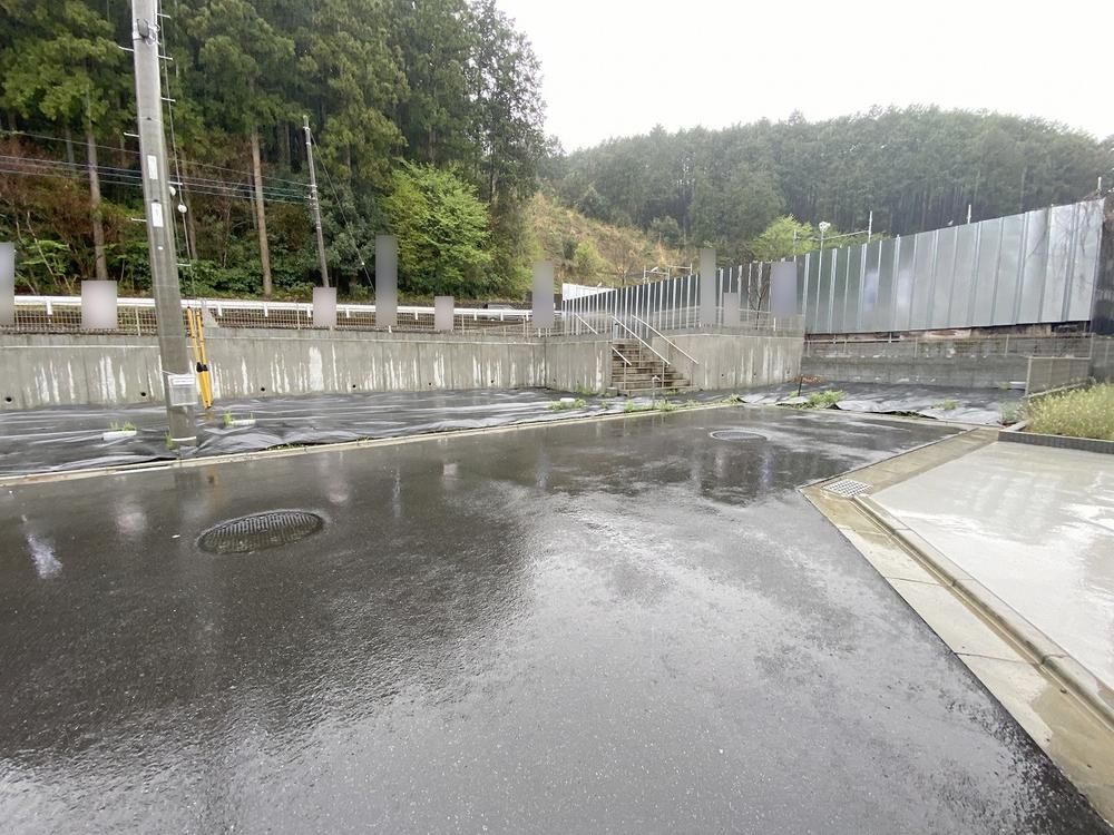 220 sqm Land Plot for Sale in Ome, Tokyo - Quiet Residential Area - Thumbnail 2