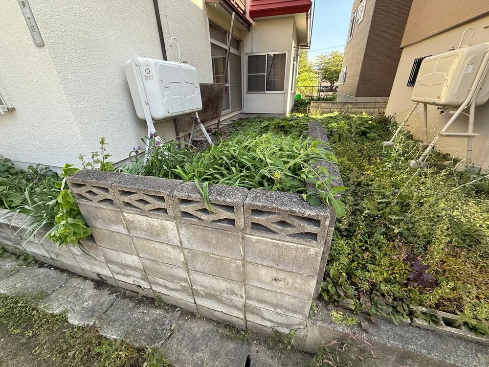 5LDK Detached House for Sale in Higashi-ku, Sapporo, Near Shindo-Higashi Station - Thumbnail 4
