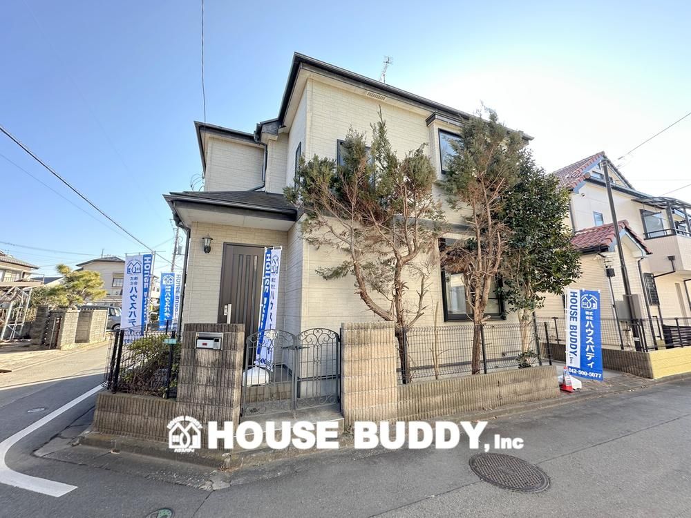 Renovated 4LDK House for Sale in Akishima, Tokyo - Thumbnail 2