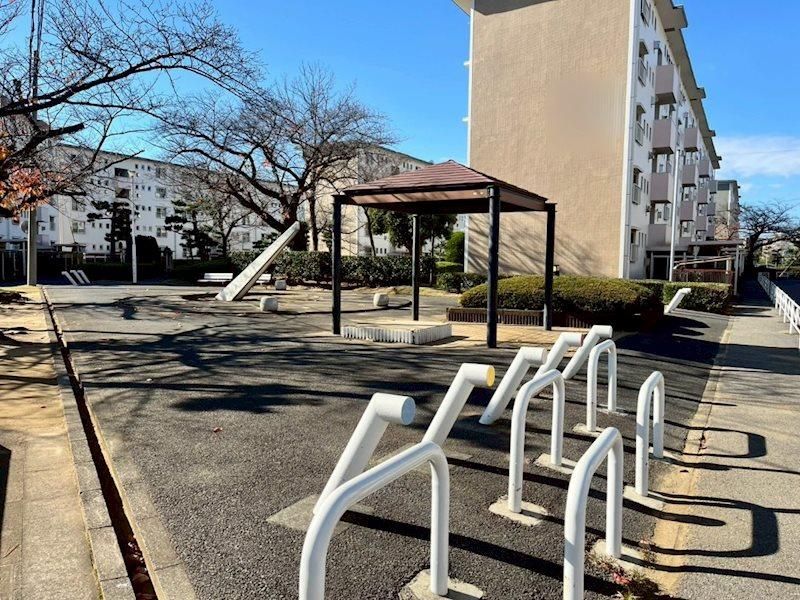 3DK Apartment for Sale in Mihama Ward, Chiba City – 48.85m² - Thumbnail 3