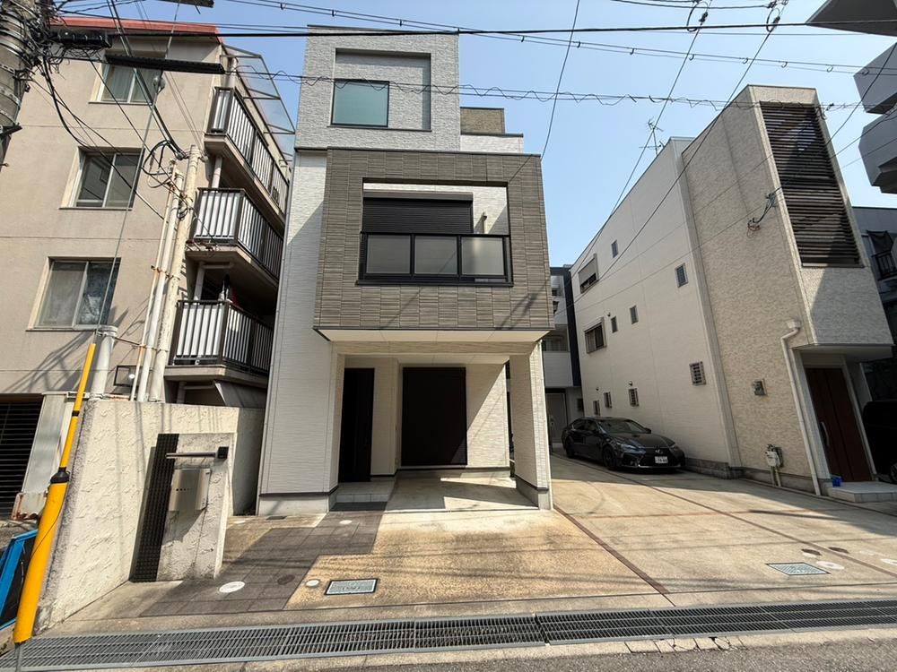 4LDK Detached House for Sale Near Koshien Station in Nishinomiya - Thumbnail 2