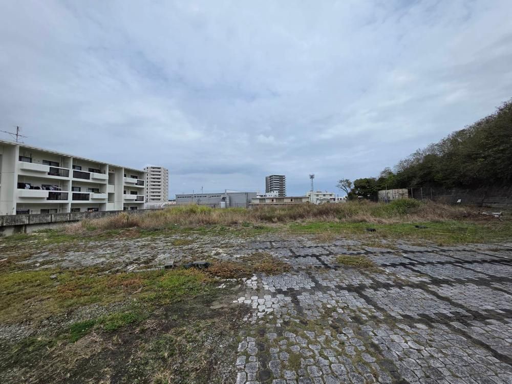 5762 sqm Land for Sale in Haebaru-cho, Okinawa - Thumbnail 3