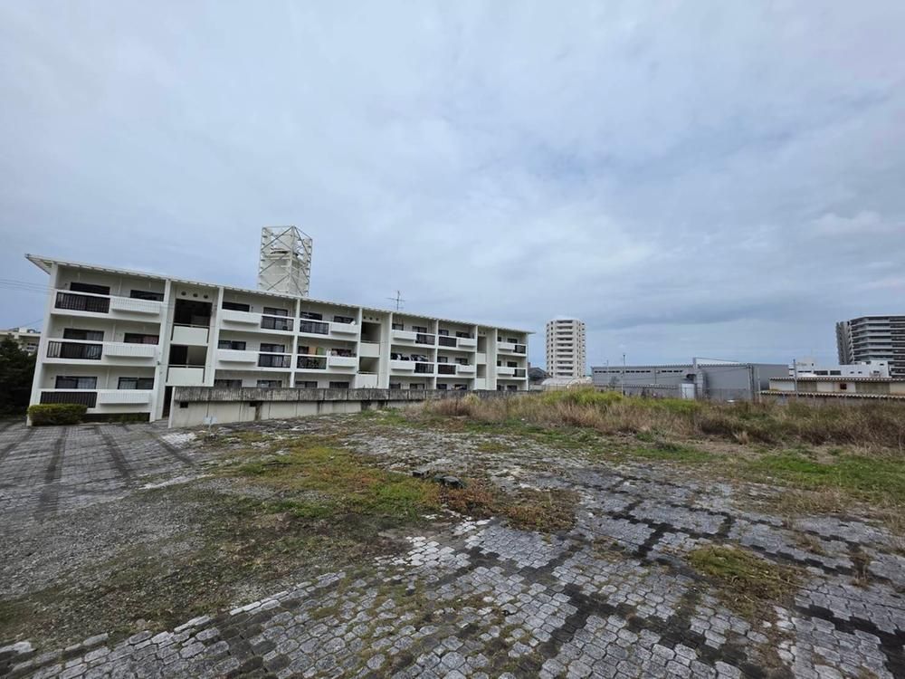 5762 sqm Land for Sale in Haebaru-cho, Okinawa - Thumbnail 2