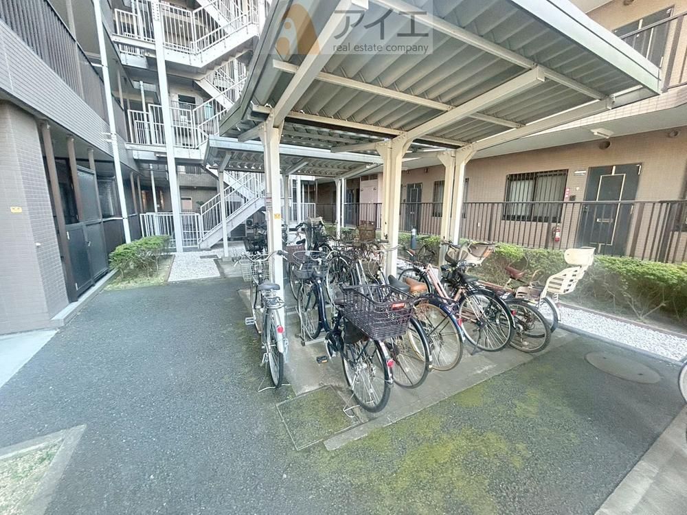 Resale 2LDK Apartment in Funabashi Near Kita-Narashino Station - Thumbnail 3