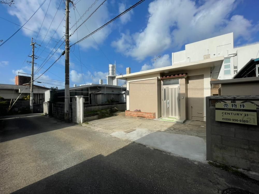 Renovated RC House in Naha, Okinawa - 42.11 sqm - Thumbnail 3
