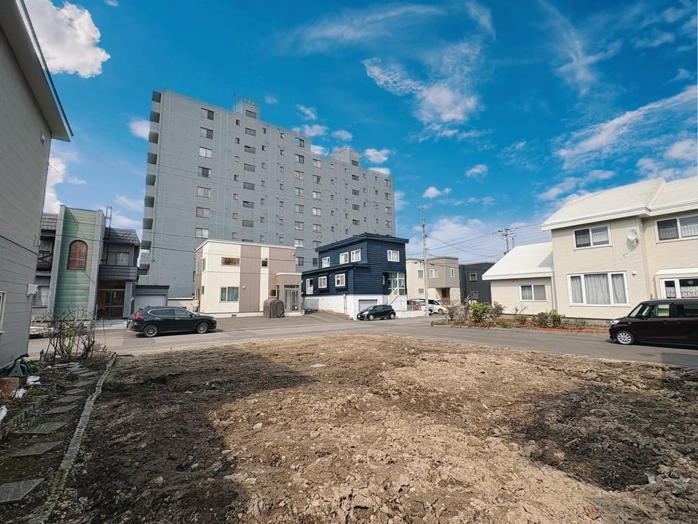 Land for Sale in Kita Ward, Sapporo - 182.4 sqm - Thumbnail 2