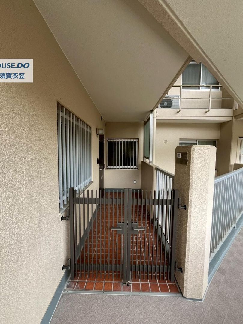 3LDK Apartment for Sale in Yokosuka, Kanagawa - Thumbnail 2