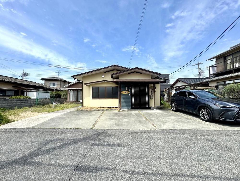 3LDK Single-Story House in Higashiku, Okayama City - 23 Million Yen - Thumbnail 2