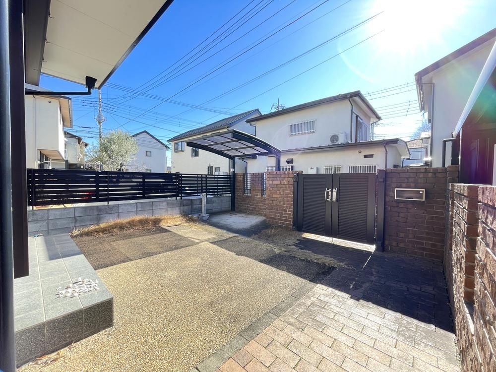 4LDK House for Sale in Midori-ku, Saitama with Garden and Parking - Thumbnail 3