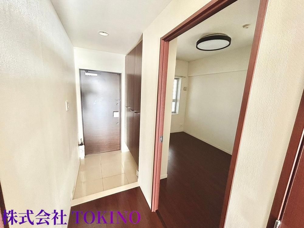 3LDK Ocean View Apartment in Chatan, Okinawa for 69.7 Million Yen - Thumbnail 2
