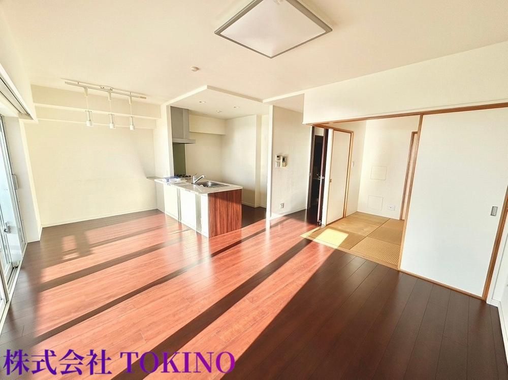 3LDK Ocean View Apartment in Chatan, Okinawa for 69.7 Million Yen - Thumbnail 4